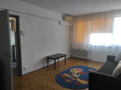 Baba Novac, stradal, vedere spate